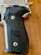 SIG SAUER - 6 of 10