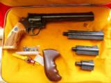 DAN WESSON ARMS REVOLVER. MODEL 15-2VH PISTOL PACK 38 / 357 MAGNUM. - 3 of 13