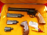 DAN WESSON ARMS REVOLVER. MODEL 15-2VH PISTOL PACK 38 / 357 MAGNUM. - 1 of 13