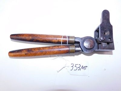 Pope 28 cal. mold - Image 1 of 3