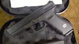 Glock 22 RTF2, 40 s&w gills - 1 of 3
