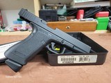 Glock 17L Gen 2 9mm like new in box - 3 of 3