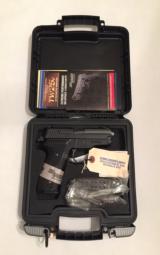 SIG SAUER M11-A1 9mm 15 Round - 3 of 3