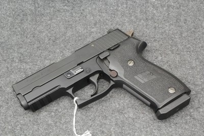 Sig Sauer P220 45acp