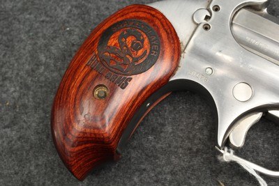 Bond Arms Snake Slayer IV 45LC/410 - Image 2 of 15