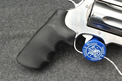 Smith & Wesson 460XVR 460S&W - Image 5 of 15