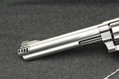 Smith & Wesson 460XVR 460S&W - Image 2 of 15
