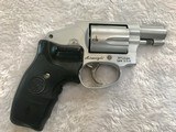 Smith & Wesson 642 Airweight - 1 of 3