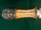 ANTIQUE ORNATE SILVER & BONE KNIFE WITH ORNATE SILVER SHEATH COMES IN A RED FELT LINED BOX. - 7 of 13