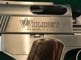 Wildey Survivor.475 Mag Pistol - 10” Barrel - 2 of 14
