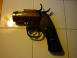 US M8 37 MM FLARE PISTOL GOOD CONDITION - 3 of 5
