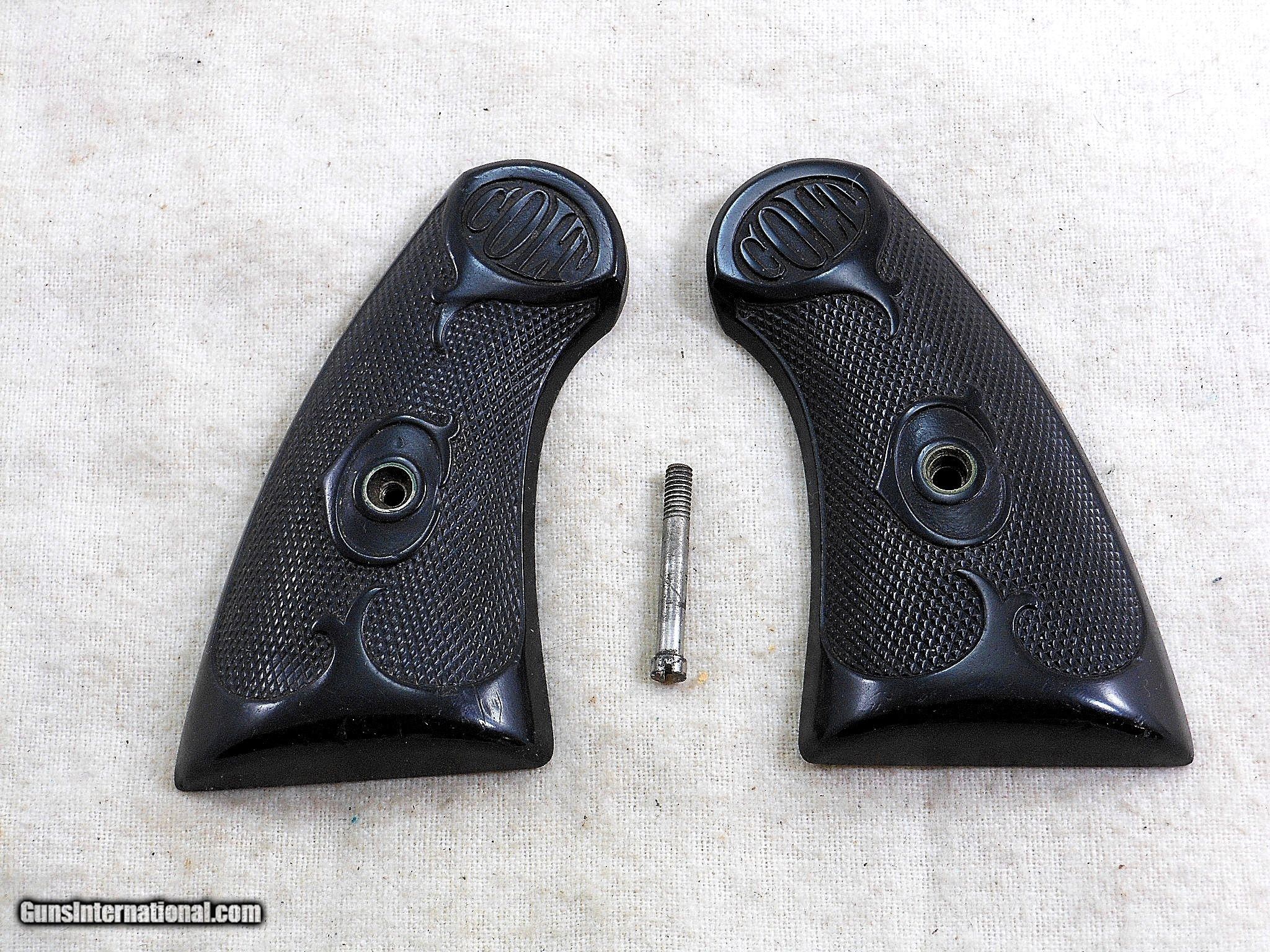 Pair Of Colt Hard Rubber Grips For The Early Army Special 38 Revolvers 1195