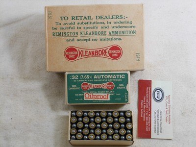 Remington U.M.C. Dog Bone Brick Of 32 A.C.P. Ammunition