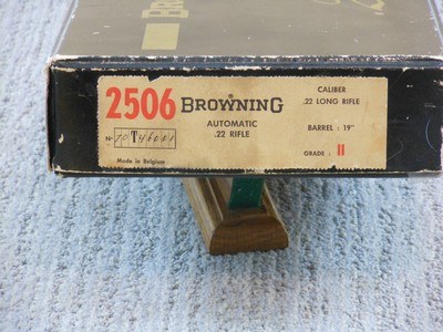 Browning Belgian Made Grade 2 Automatic 22 Rifle New In The Original Box - Image 3 of 11