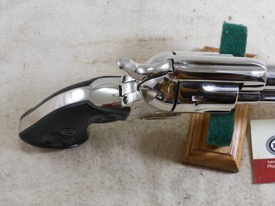 Colt Third Generation Single Action Army In 38-40 W.C.F. With Nickel Finish New In Box - Image 11 of 17