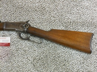 Winchester Antique Ranch Used Model 1892 Saddle Ring Carbine In 44 W.C.F. With A Nice Bright Bore - Image 5 of 11