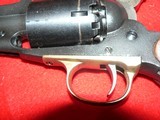 Dixie Gun Works Percussion revolver - 3 of 13