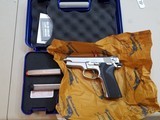 SMITH & WESSON
5906 - 1 of 9