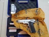 SMITH & WESSON
5906 - 8 of 9