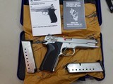 SMITH & WESSON
4506 - 9 of 14