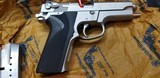 SMITH & WESSON 5906 - 11 of 15