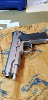 SMITH & WESSON4506 - 12 of 13
