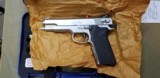 SMITH & WESSON4506 - 1 of 13