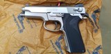 SMITH & WESSON 5906 - 13 of 14
