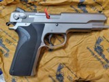 SMITH&WESSON
4506 - 2 of 15