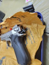 SMITH&WESSON
5906
WITH ADJ. SITES - 2 of 15