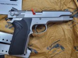 SMITH&WESSON
4506 - 11 of 15