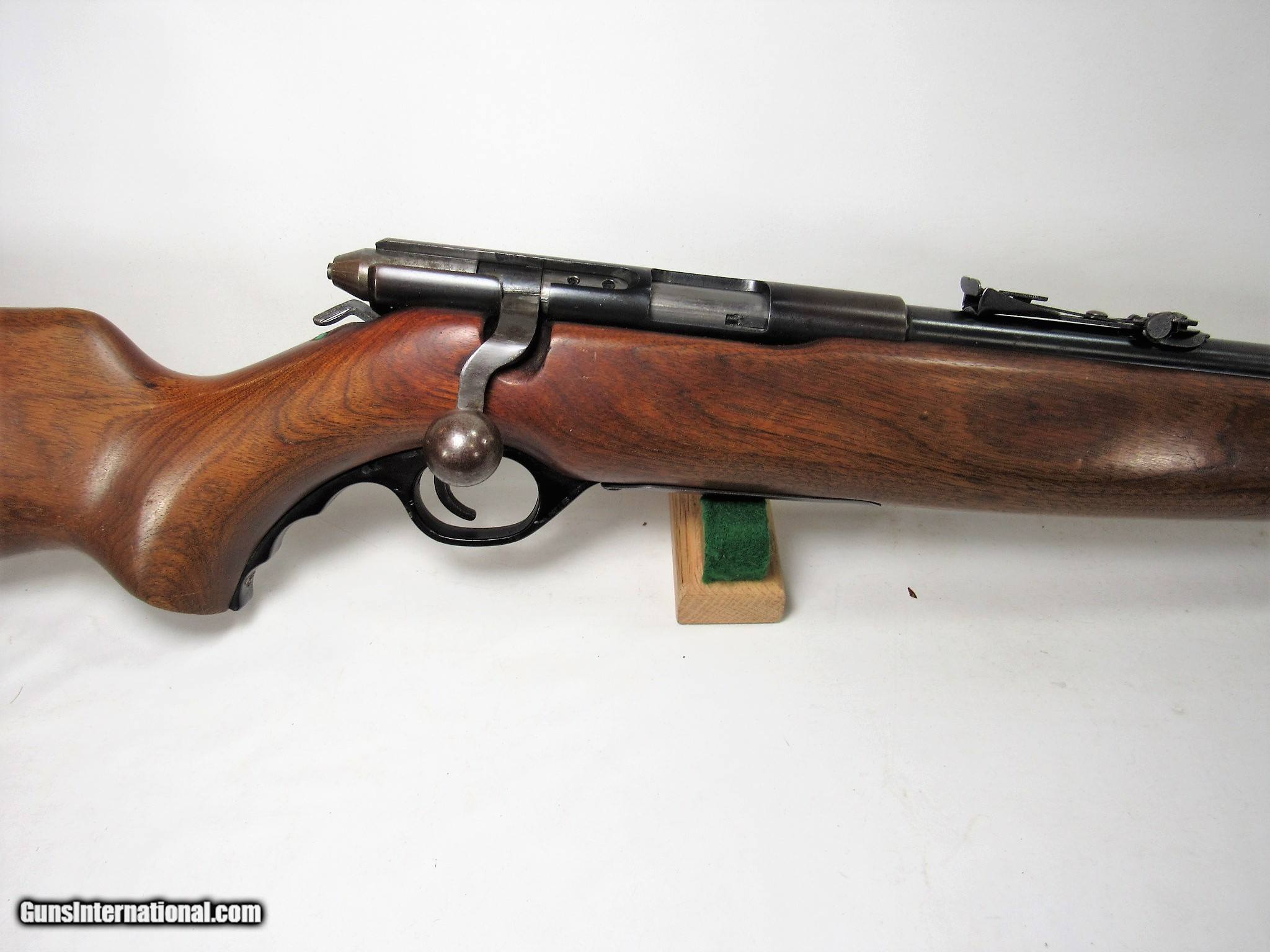 MOSSBERG 42M 22 LR