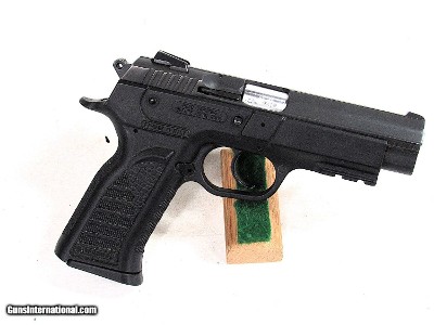 EAA WTNESS P-S 9MM.