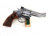 TAURUS 66 357 4” STAINLESS - 1 of 4