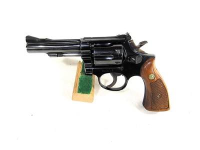 S&W 18-2 22LR 4”.