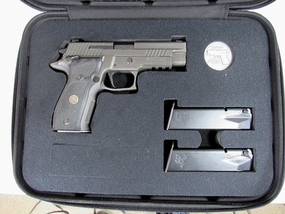 SIG P226 LEGION - Image 1 of 8