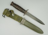 WW2 Vintage Imperial M3 Fighting Trench Knife & Scabbard - 1 of 15