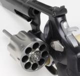 SMITH & WESSON, MODEL 627 V-COMP,