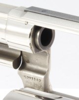 SMITH & WESSON, MODEL 29-2,"NICKEL 44MAG" - 20 of 24