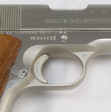 Colt MK IV Series 70 Government
(Nickel)
NICE - 18 of 25
