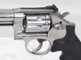 Smith & Wesson Model 617-6 Stainless Revolver W/ Loaders .22LR (2007) - 15 of 25