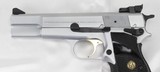 Browning Hi-Power Semi-Auto Pistol 9mm Silver-Chrome
(1992) - 7 of 25