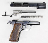 BROWNING HI-POWER,
9MM
(1976) - 17 of 23