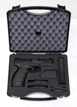 Heckler & Koch VP9 Semi-Auto Pistol 9MM (2015) LIKE NEW - 1 of 25