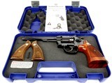 SMITH & WESSON MODEL 17-9 in .22LR in FACTORY CASE w/ 2nd PAIR OF GRIPS!!! - 19 of 21