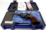 SMITH & WESSON MODEL 586-8 in .357 Magnum IN FACTORY CASE!!! - 15 of 17