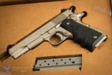 Auto Ordnance Government Model 1911 38 Super As New - 9 of 10