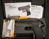 Magnum Research Baby Eagle 45 ACP-Steel Frame-AS NEW
No CC Fee - 8 of 8
