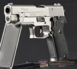 Sig Sauer P220 ST Stainless -
NRA Ex. - 45 ACP – Sweet!!! - No CC Fee - 6 of 9