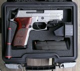 SIG SAUER P-229 ELITE COMPACT - 9 MM LUGER - STAINLESS/COCOBOLO - 8 of 12